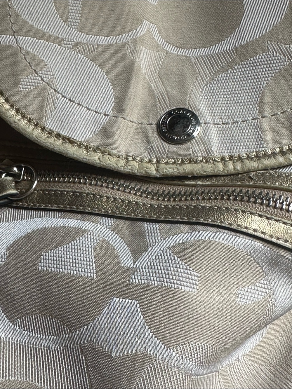 Vintage Coach Kyra Signature Backpack Beige Gold - super clean - As Is - Picture 7 of 15